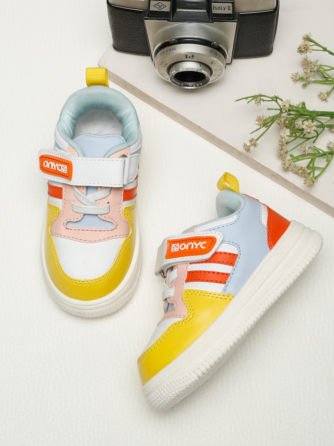 Donut Comfortable & LightWeight Sneakers With Elastic Laces  - White (Unisex)