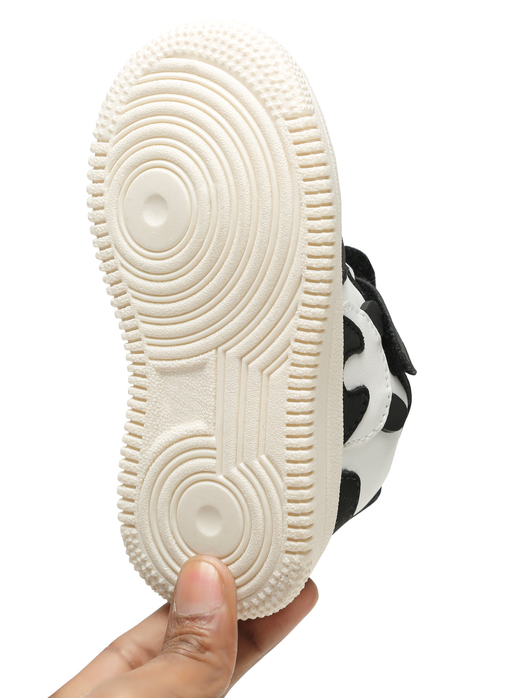 Panda Comfortable & Lightweight All-Season Sneakers – Black (Unisex)