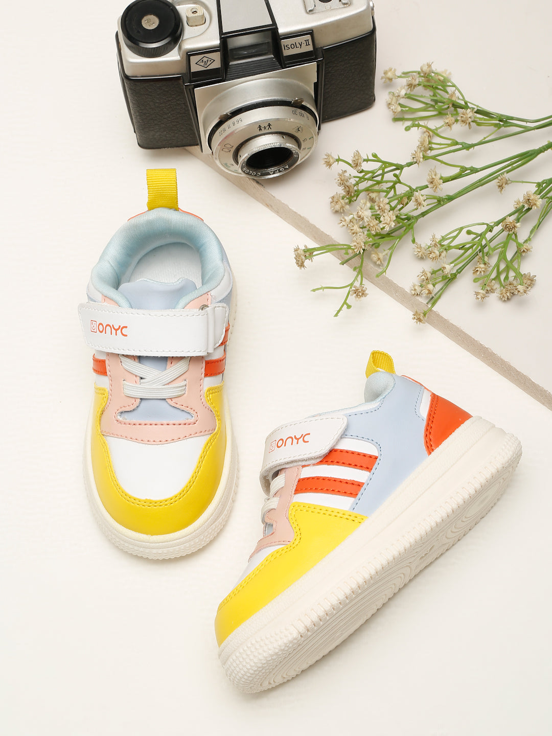 Donut Comfortable & LightWeight Sneakers With Elastic Laces  - White (Unisex)