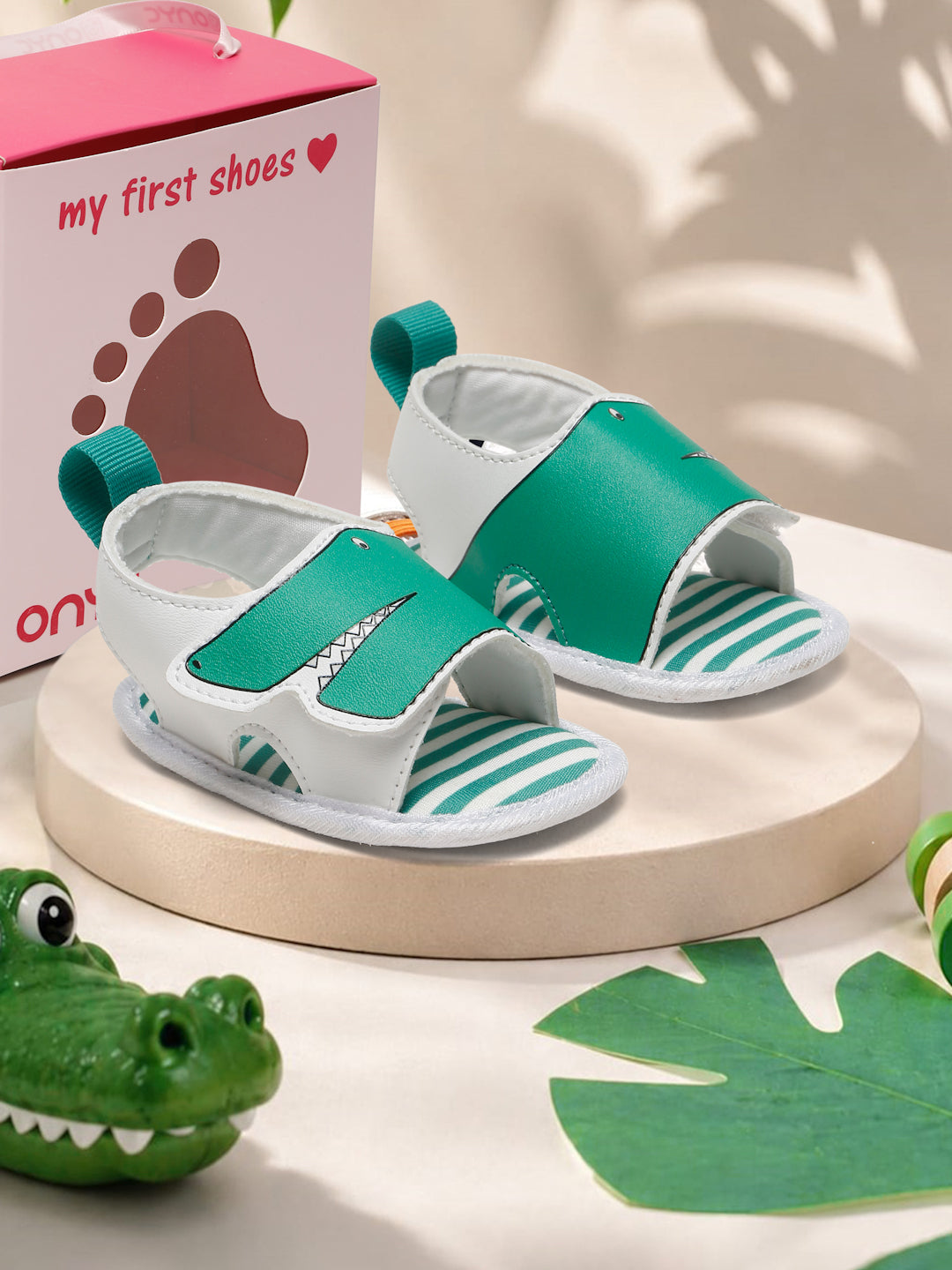 Premium Crocodile Barefoot Booties – Green (Unisex)